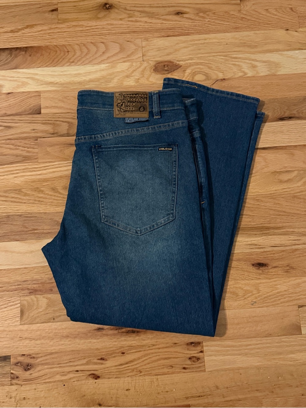 Volcom Men's Jeans - Solver Style - 38x30